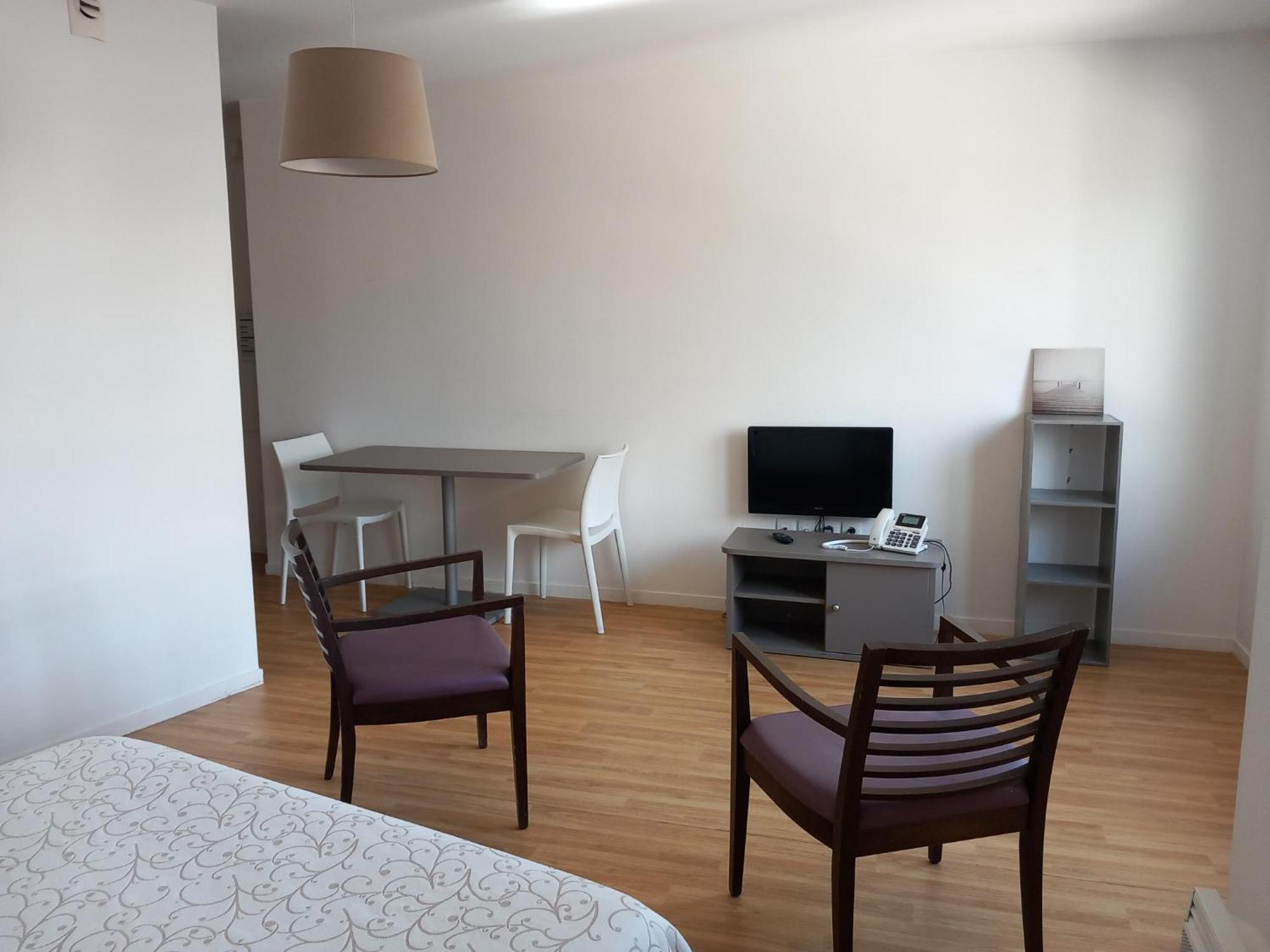 Residence Services Seniors Espace Et Vie Le Mans Eksteriør billede